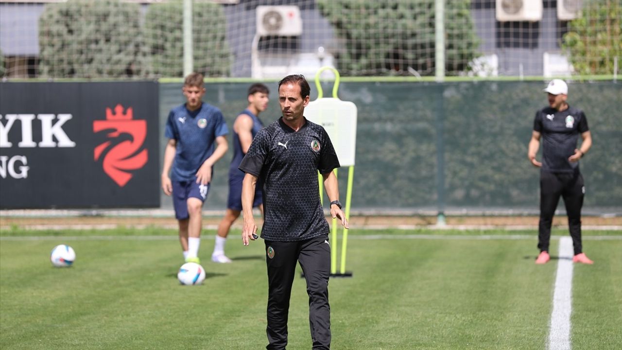 Alanyaspor Beşiktaş Maçına Hazırlanıyor