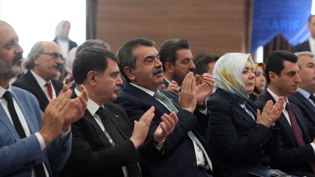 Ana Dil Becerileri Projesi Tanıtıldı