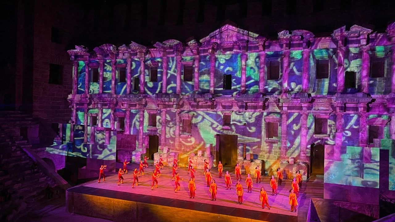 Anadolu Ateşi Aspendos'ta Sanatseverlerle Buluştu