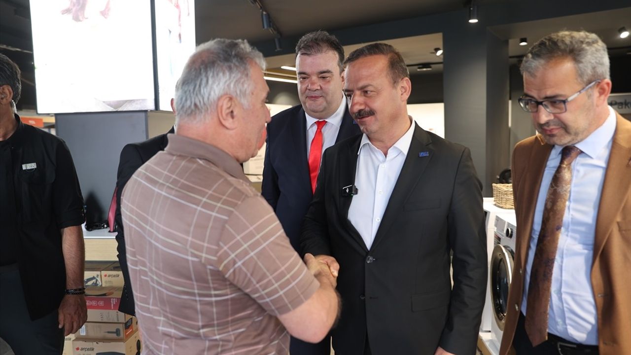 Anahtar Parti Genel Başkanı Yavuz Ağıralioğlu Nevşehir'de Vatandaşlarla Buluştu