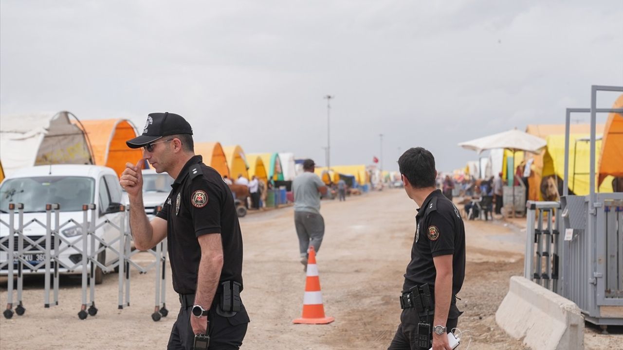Ankara'da Kurbanlık Pazarında Güvenlik Güçlerine Saldırı: 12 Gözaltı