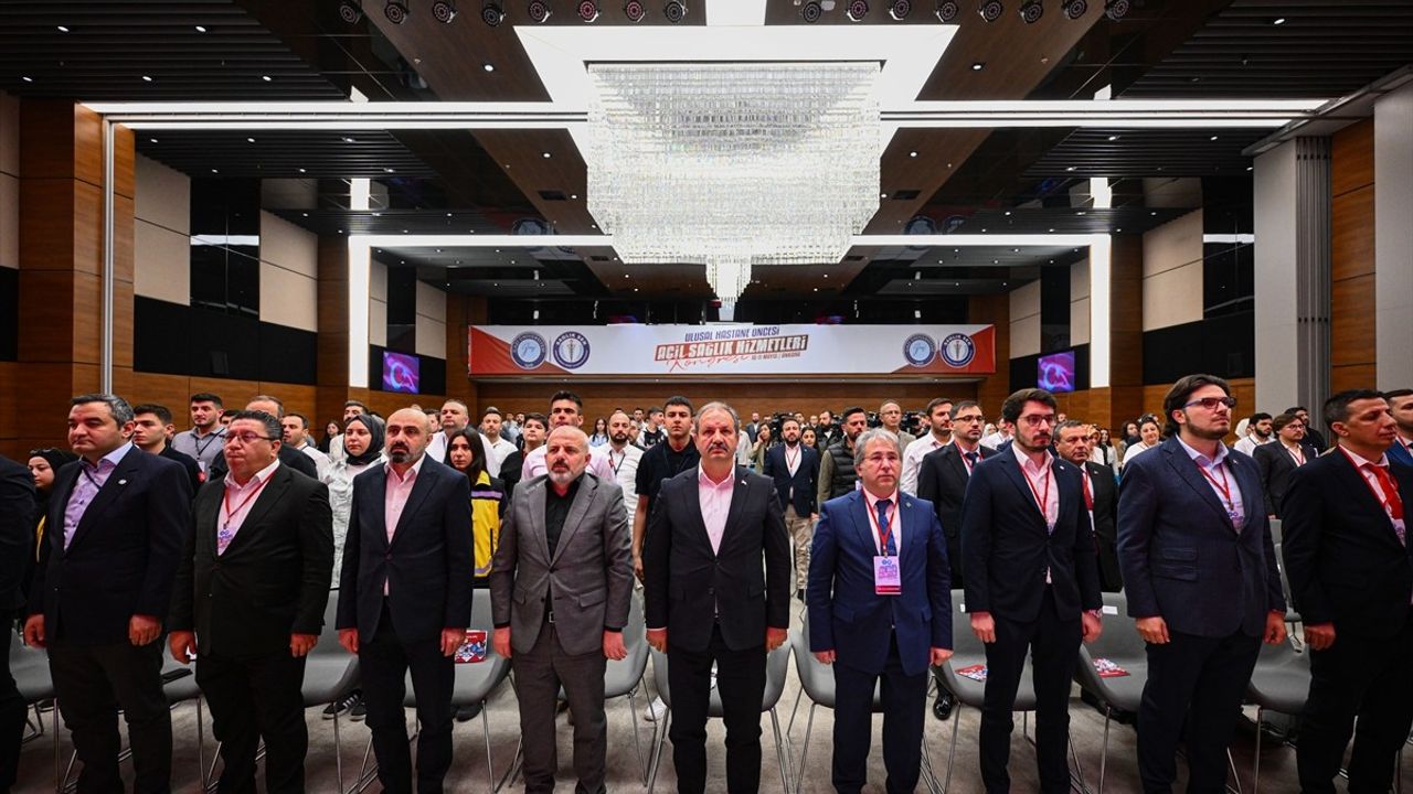 Ankara'da Ulusal Hastane Öncesi Acil Sağlık Hizmetleri Kongresi Düzenlendi