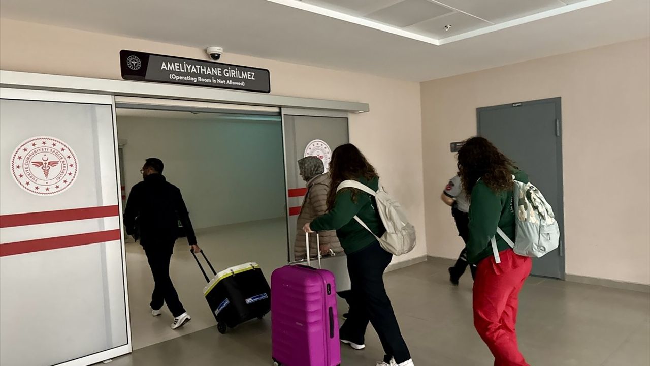 Antalya'da Beyin Ölümü Gerçekleşen Kadının Organları Dört Hastaya Nakledildi