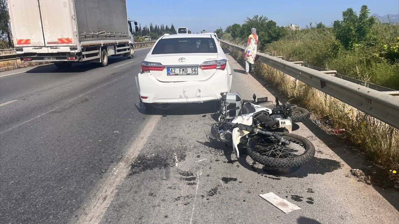 Antalya'da Motosiklet Kazası: Sürücü Hayatını Kaybetti