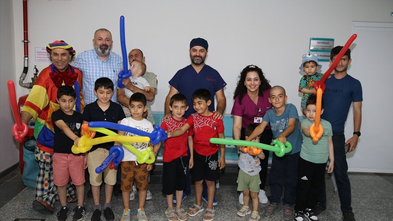Antalya Vakıflar Bölge Müdürlüğü'nden Sünnet Etkinliği