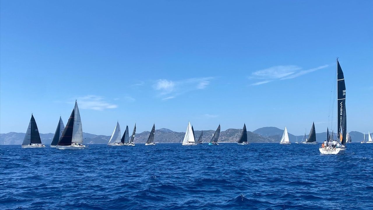Atatürk'ü Anma Gençlik Kupası Yelken Yarışları Fethiye'de Başladı