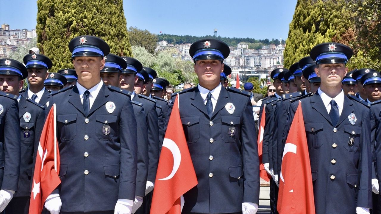 Atatürk'ü Anma Kutlamaları Samsun'da Yapıldı
