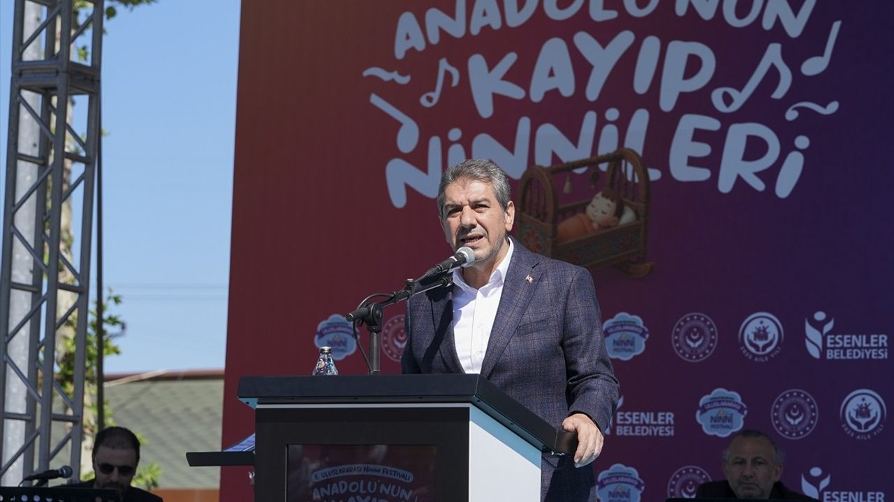 Bakan Göktaş, 5. Uluslararası Ninni Festivali'nde Annelere Vurgu Yaptı