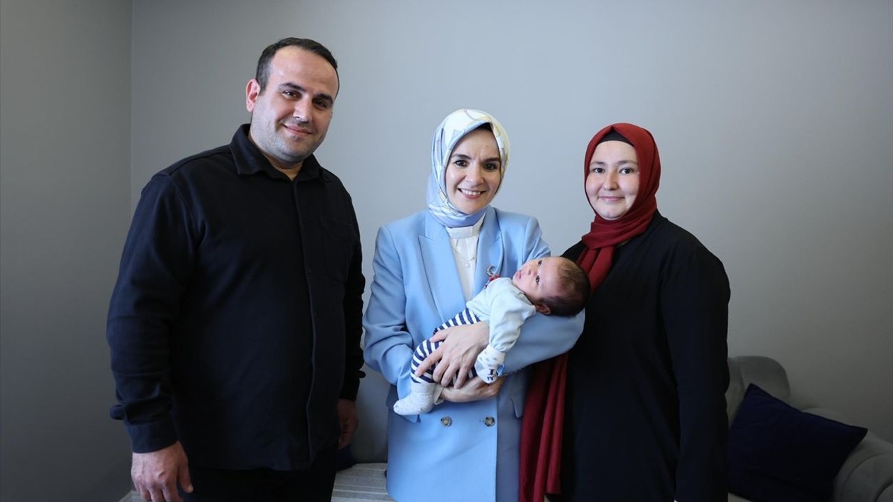 Bakan Göktaş, Samsun'da Aile Ziyareti Gerçekleştirdi