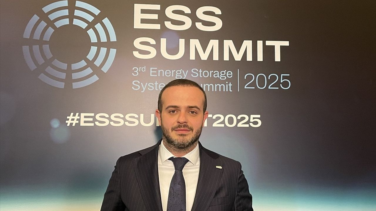 Batarya Depolama Sistemleri: Elektrik Kesintilerine Çözüm