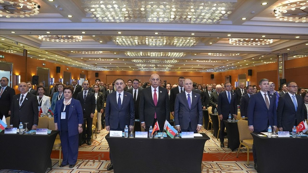 Batı Azerbaycan'a Geri Dönüş Konferansı'nda Önemli Mesajlar
