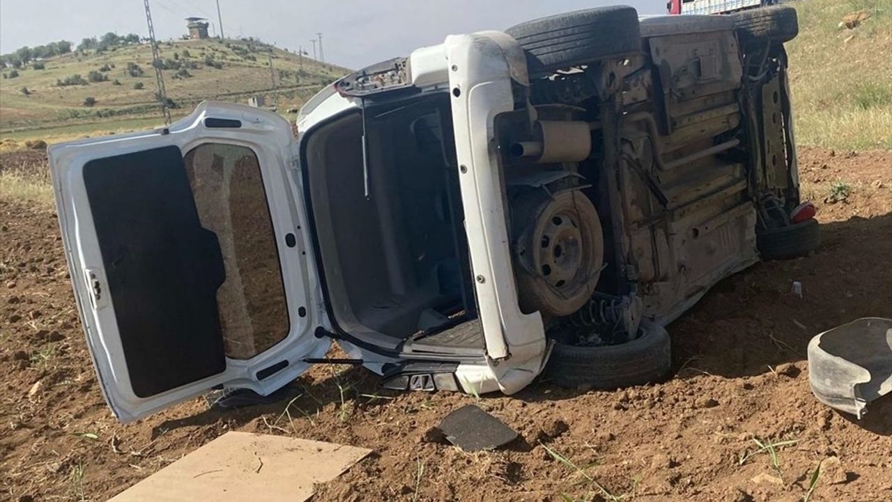 Batman'da Trafik Kazası: 1 Ölü, 2 Yaralı