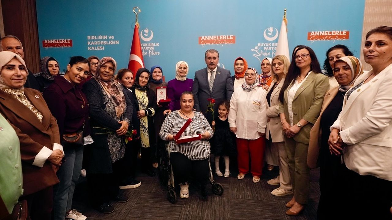 BBP Lideri Destici'den Yangın Değerlendirmesi