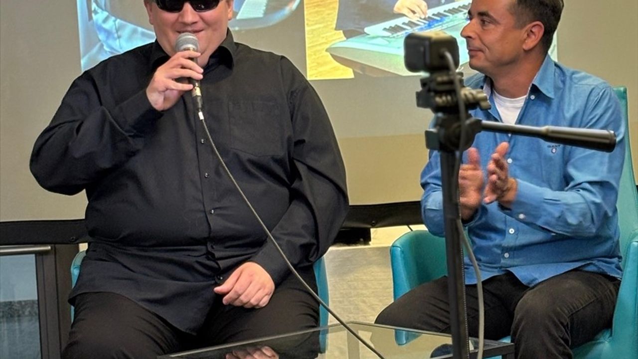 Berlin Yunus Emre Enstitüsü'nde Uluslararası Görme Engelliler Şarkı Yarışması