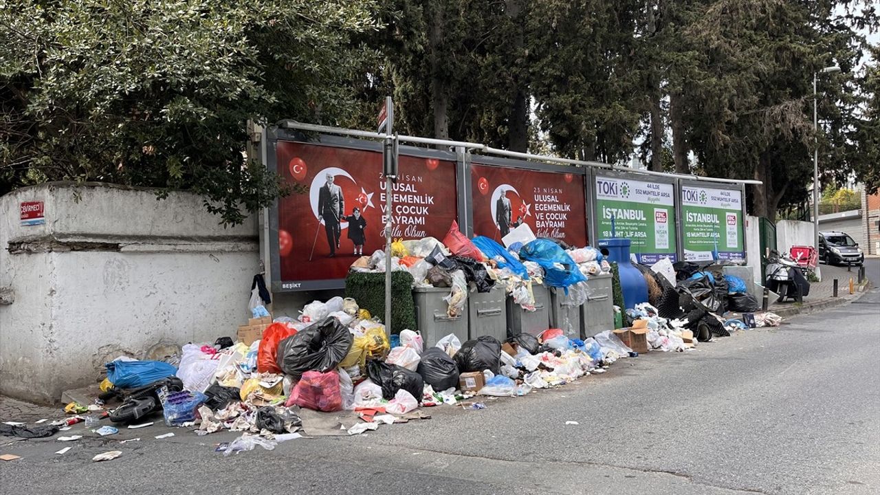 Beşiktaş'ta Çöpler Toplanmıyor: Vatandaşlar ve Esnafın Tepkisi