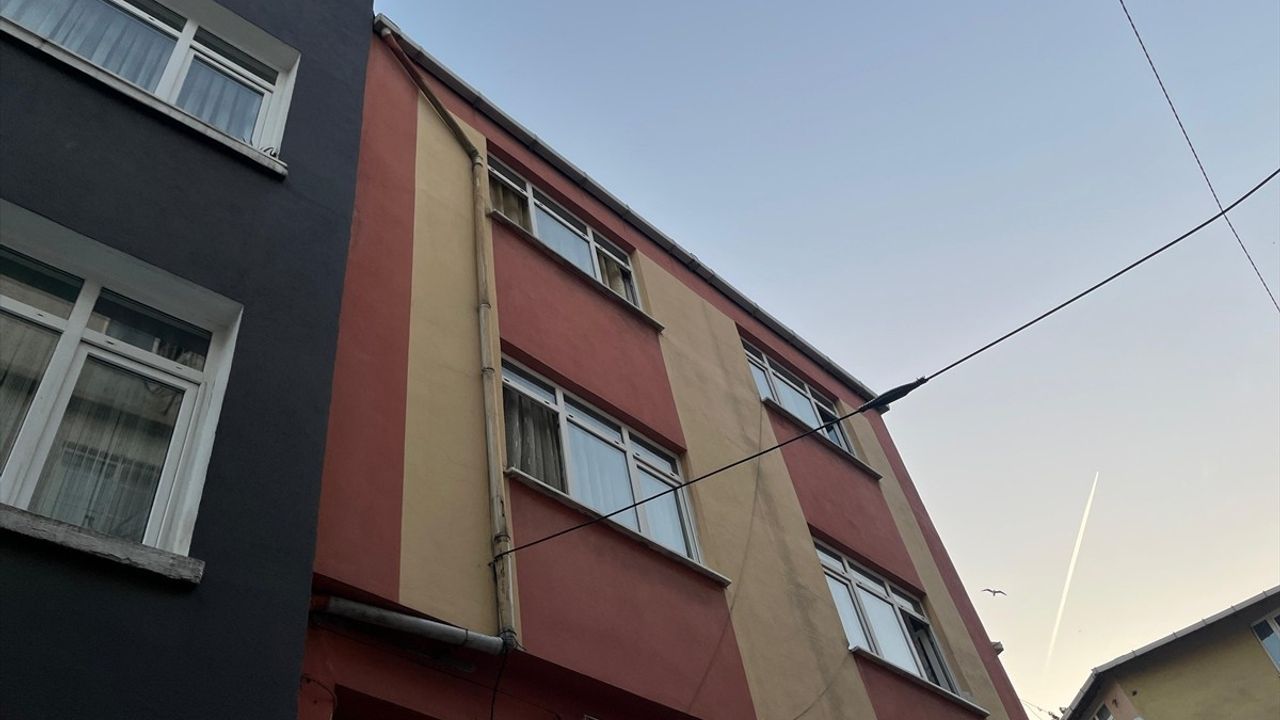 Beyoğlu'nda Kardeş Cinayeti ve İntihar