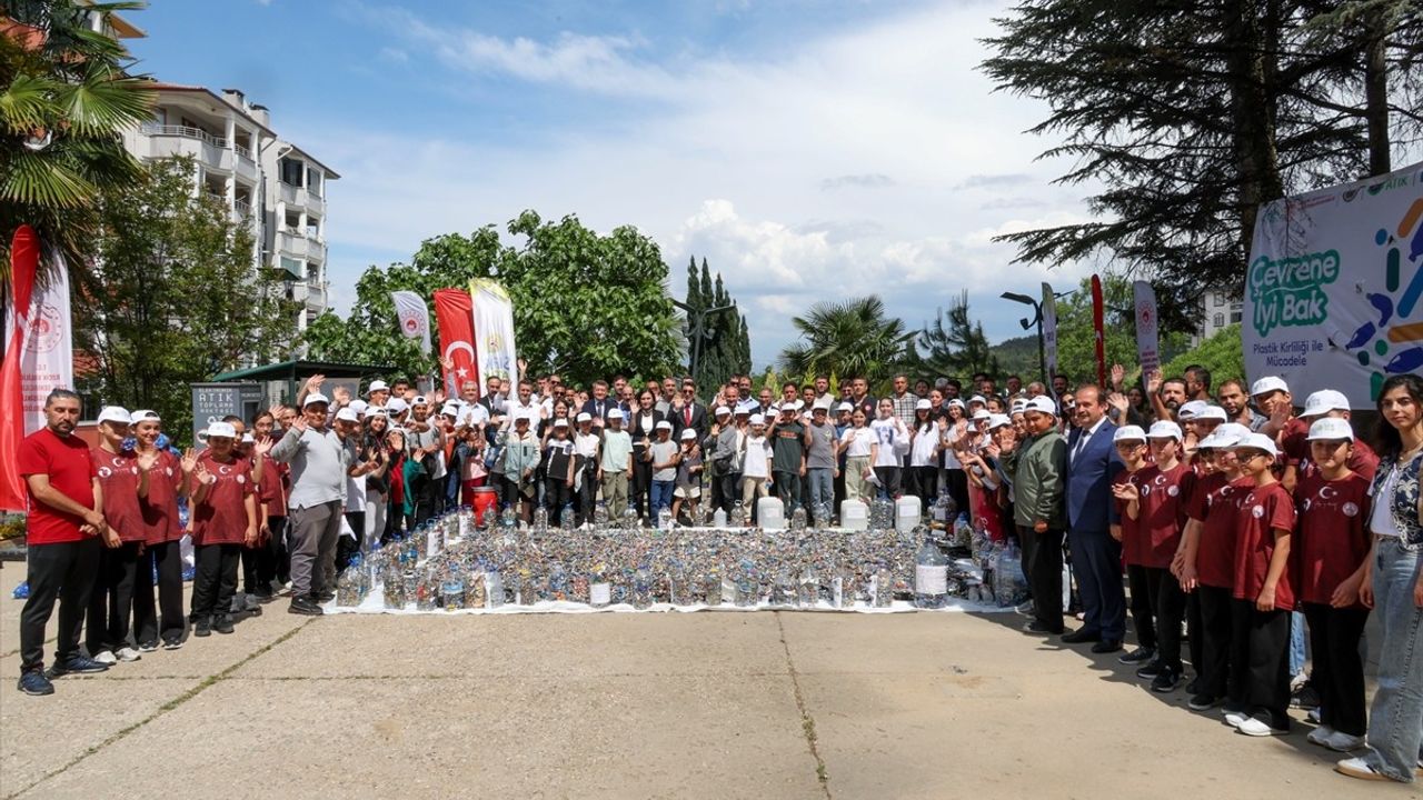Bilecik'te Atık Pil Toplama Yarışması: 2 Ton 543 Kilogram Toplandı