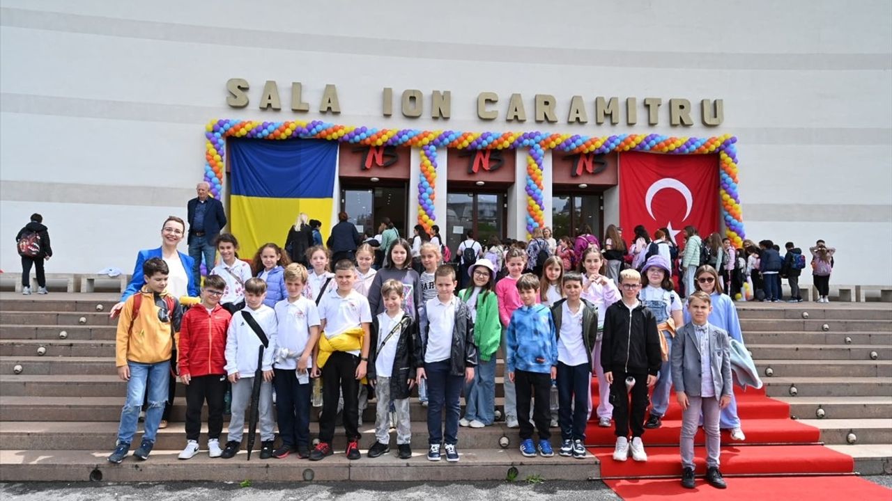 Bükreş'te 2. Türkçe ve Çocuk Şenliği Gerçekleşti