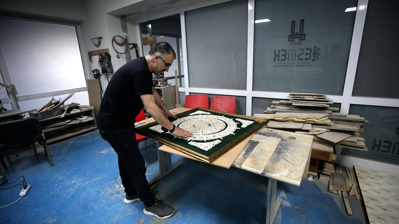 Bülent Yazıcı: Naht Sanatında Ustalık ve Bin Eser