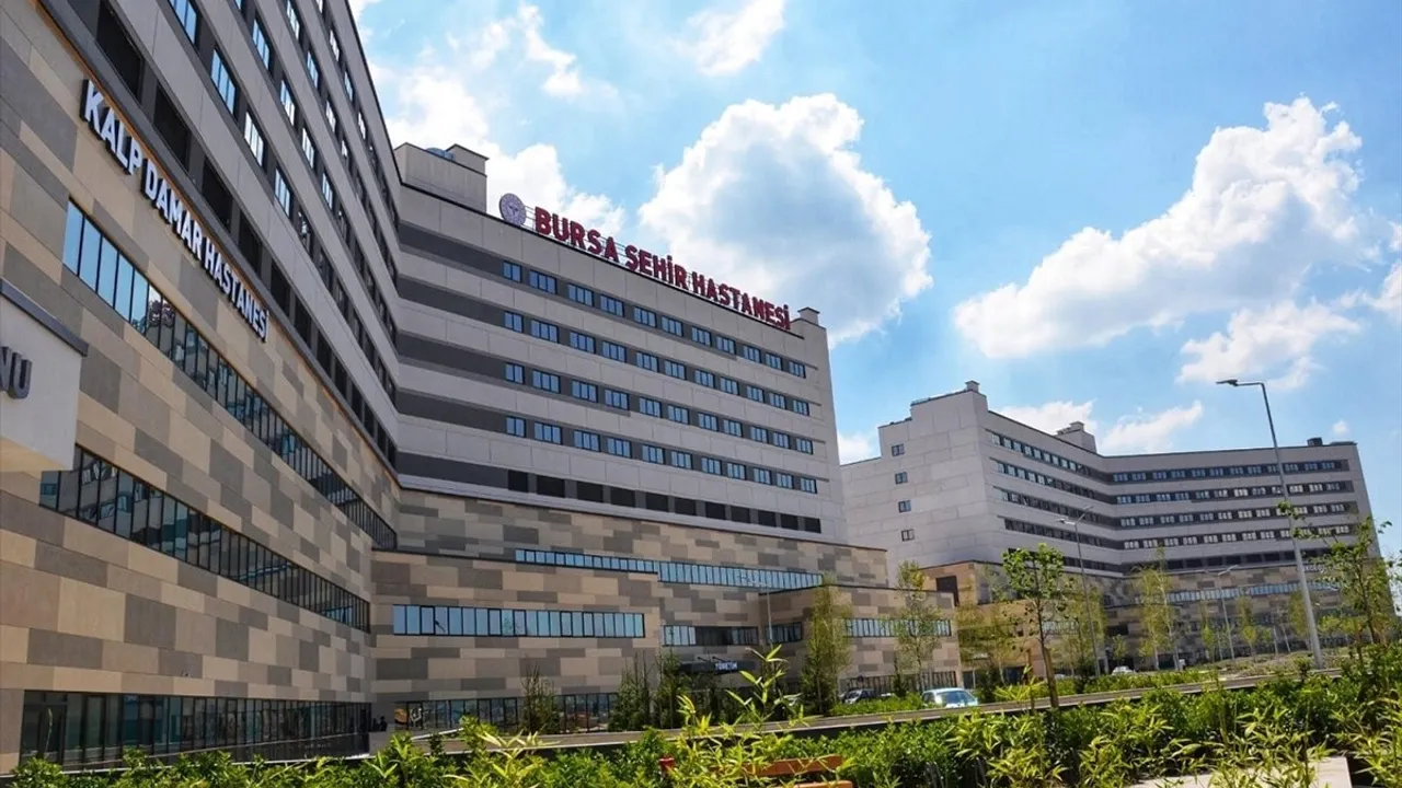 Bursa Şehir Hastanesi'nde Yenilikçi Botoks Uygulaması Yanık İzlerinde Olumlu Sonuçlar Verdi