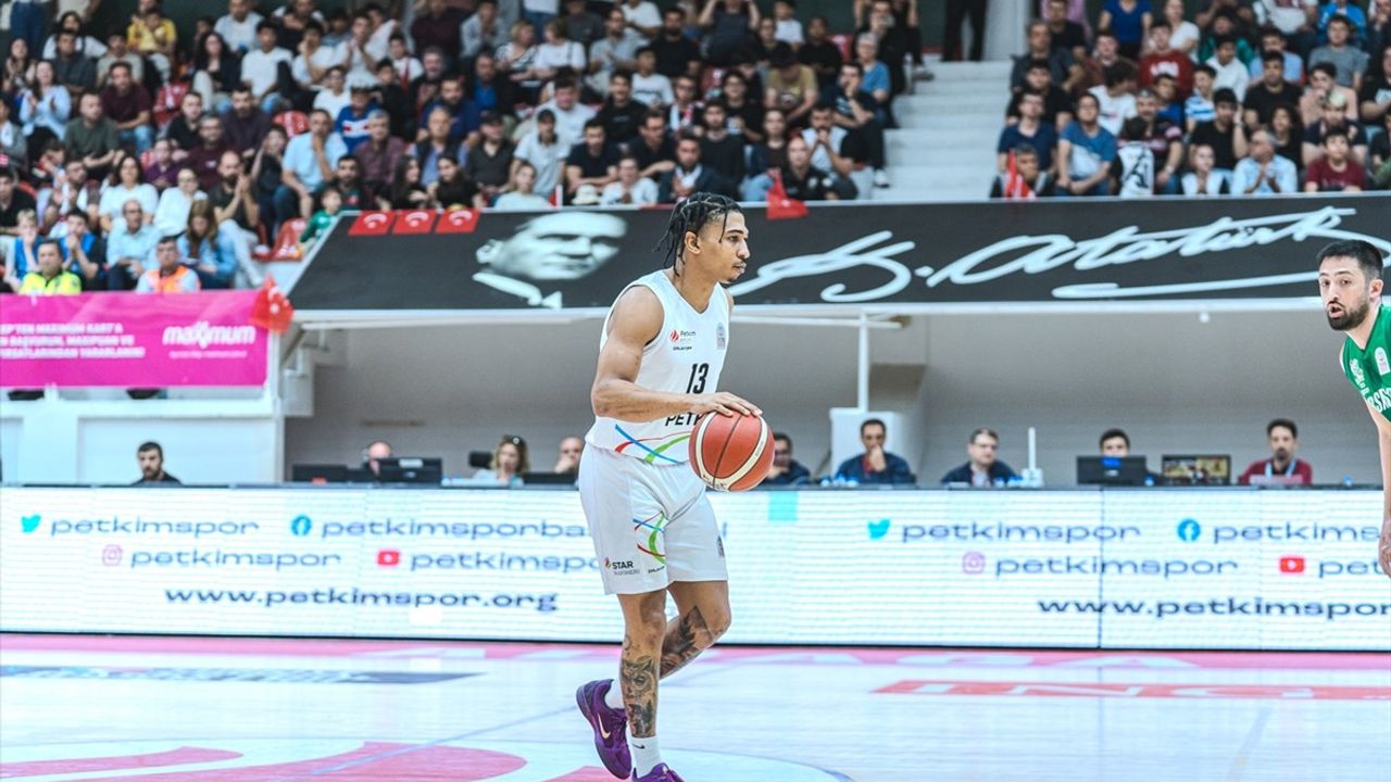 Bursaspor Yörsan, Aliağa Petkimspor'u Deplasmanda Mağlup Etti