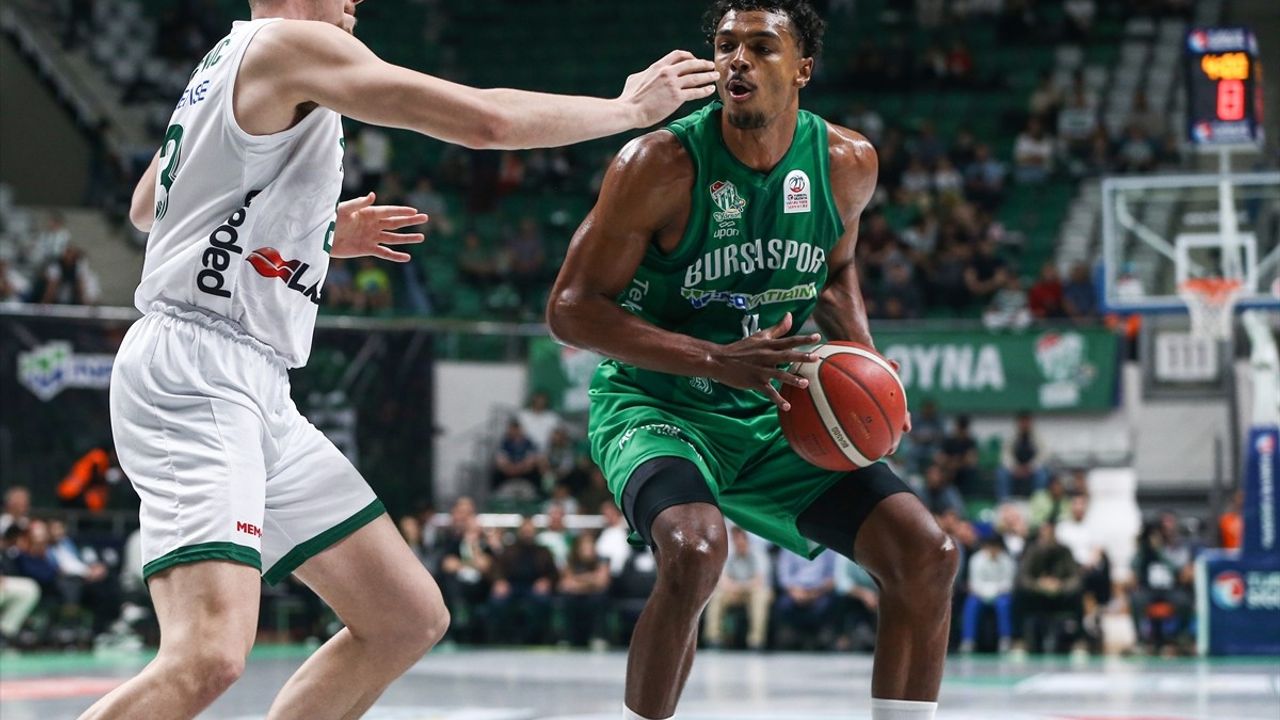 Bursaspor Yörsan, Darüşşafaka Lassa'yı Yenerek Gücünü Gösterdi