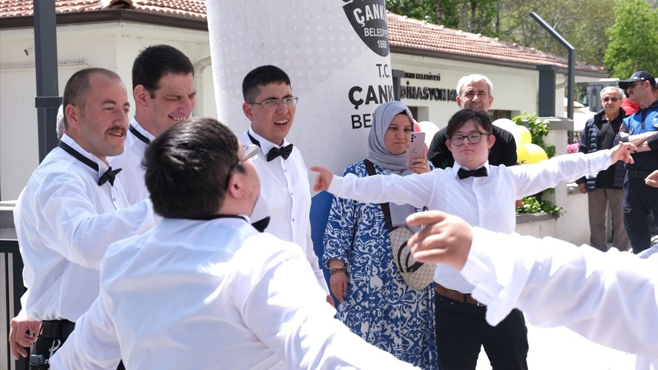 Çankırı'da Engelli Bireyler İçin 'Bizim Kafe' Açıldı