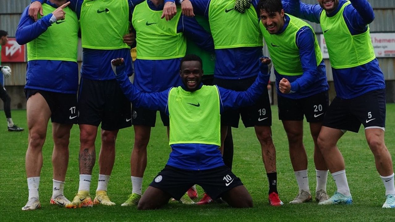 Çaykur Rizespor, Göztepe Maçı İçin Hazırlıklarını Sürdürüyor