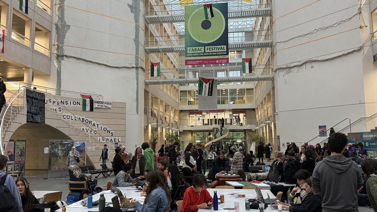 Cenevre Üniversitesi'nde Filistin'e Destek Eylemi Yeniden Başlatıldı