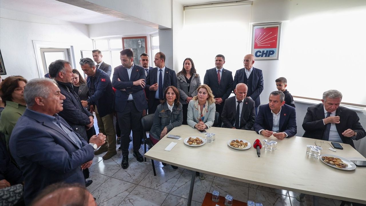 CHP Genel Başkanı Özgür Özel, Şereflikoçhisar'da
