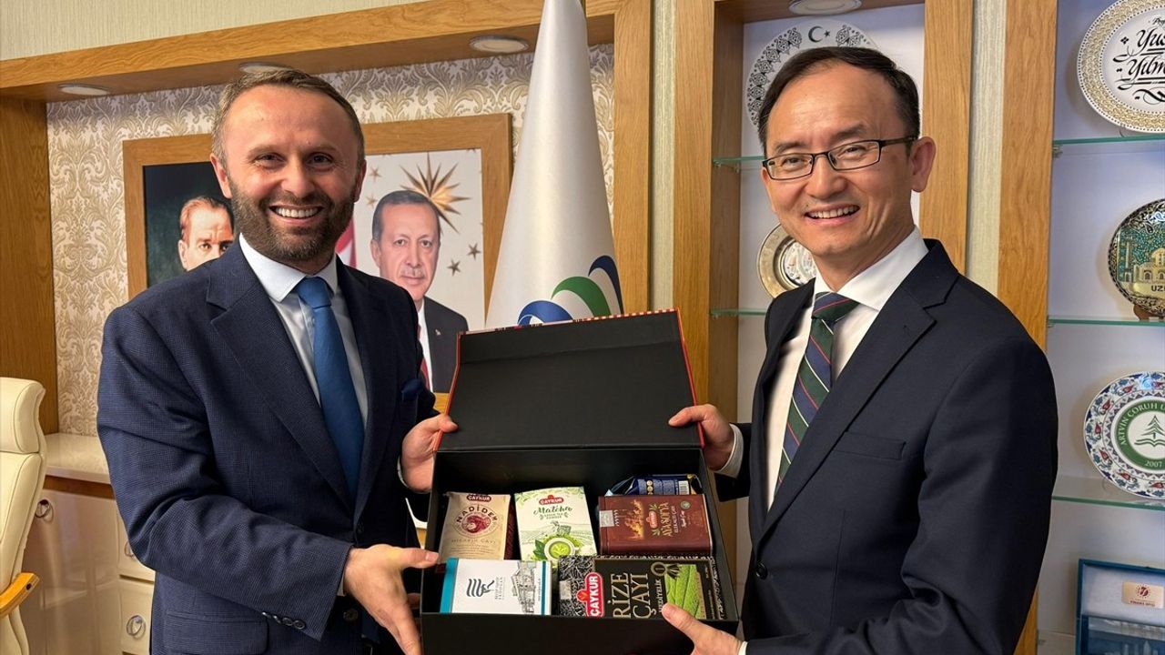 Çin Büyükelçisi Jiang Xuebin'in Rize Ziyareti