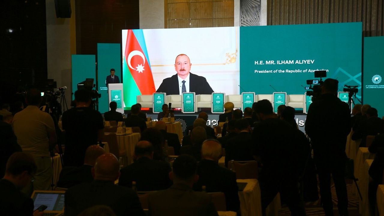 Cumhurbaşkanı Aliyev'den İslamofobiye Karşı Birlikte Mücadele Çağrısı