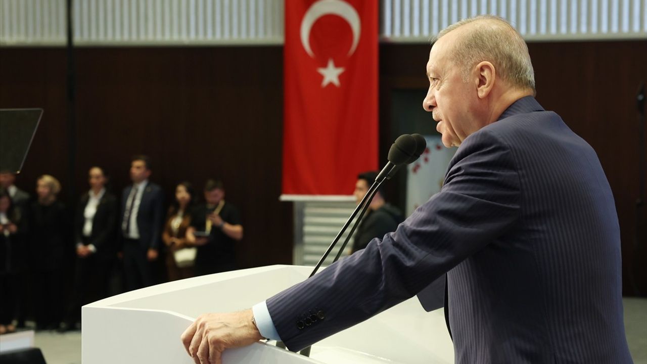 Cumhurbaşkanı Erdoğan'dan Aile ve Terörsüz Türkiye Vurgusu