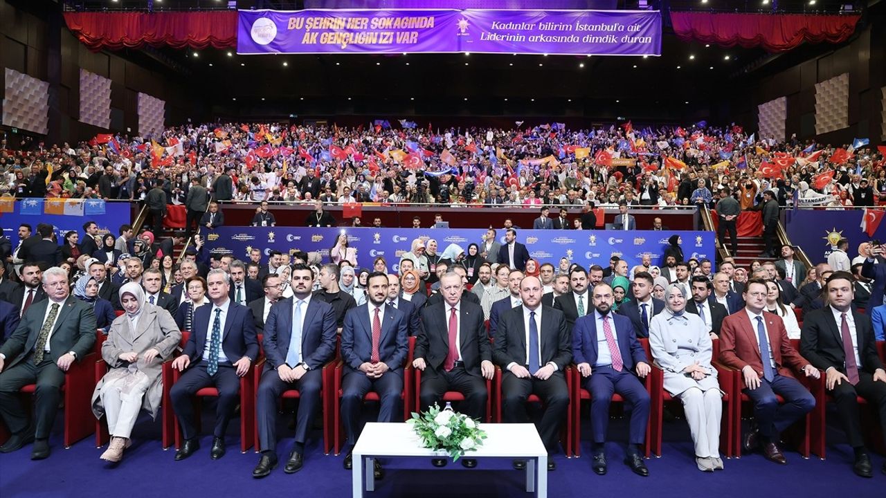 Cumhurbaşkanı Erdoğan, İstanbul Programında Yolsuzluk İddialarına Dikkat Çekti