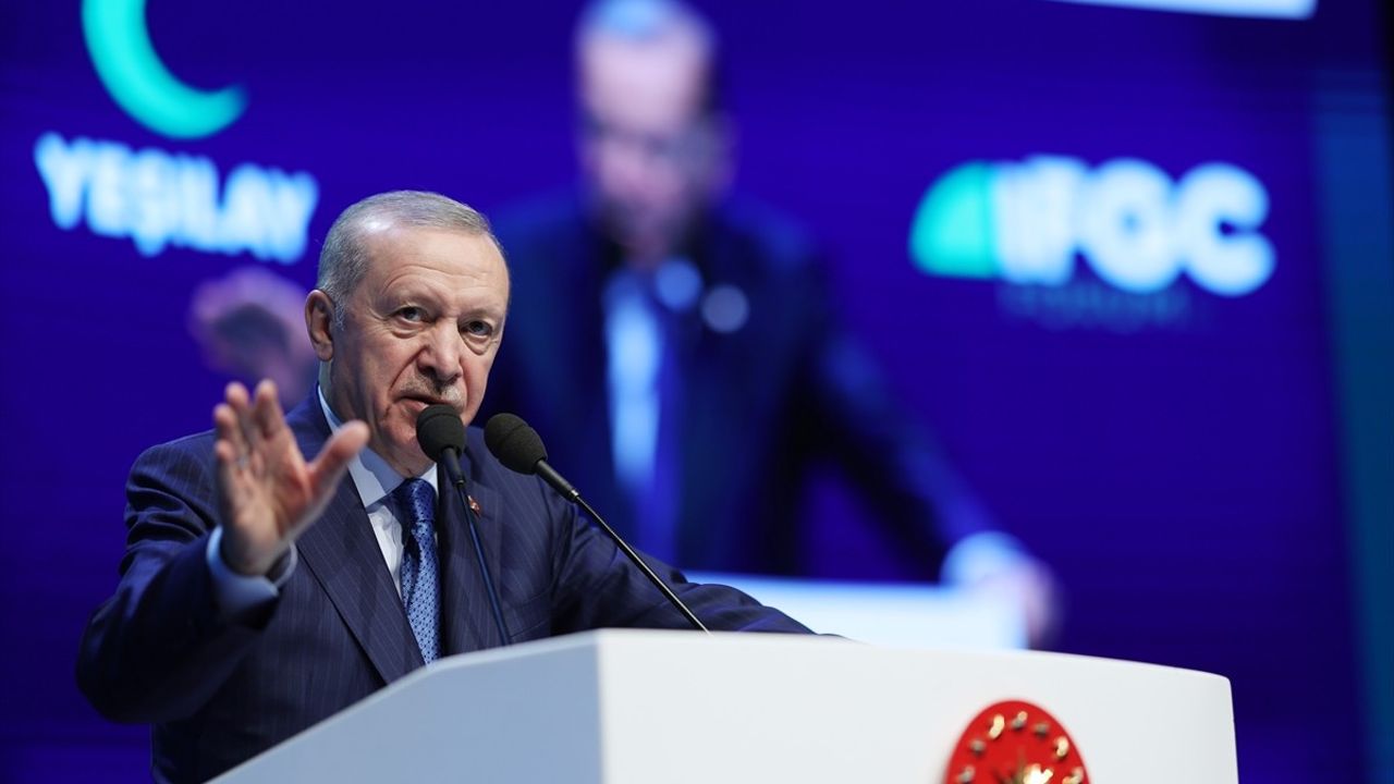 Cumhurbaşkanı Erdoğan Yeşilay Forumunda Önemli Açıklamalarda Bulundu