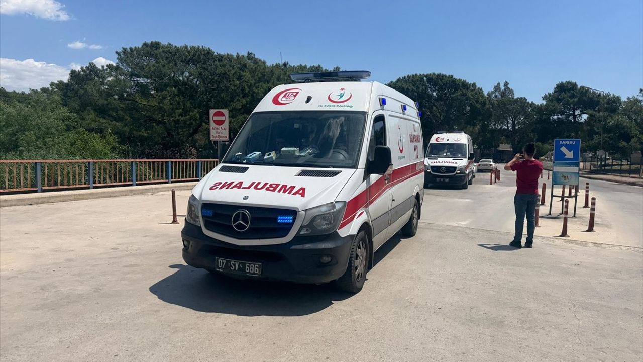 Deniz Kuvvetleri Helikopteri Antalya Açıklarında Acil İniş Yaptı