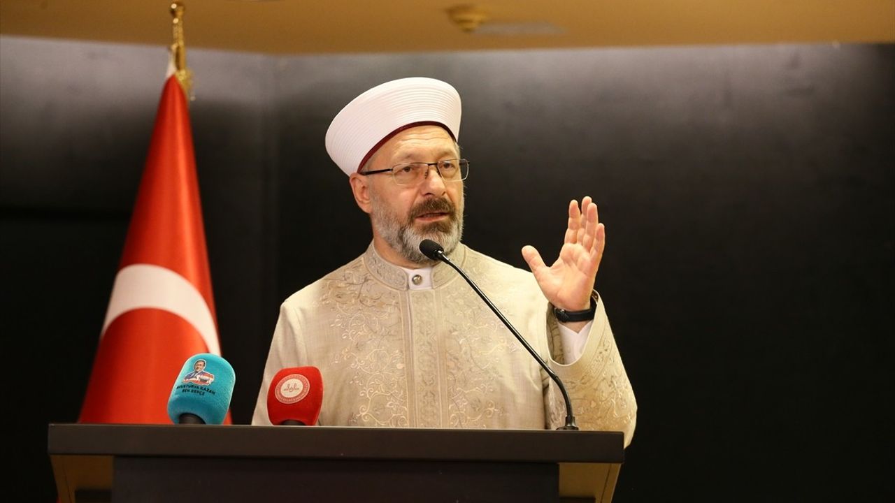 Diyanet İşleri Başkanı Ali Erbaş, Viyana’da Türk Toplumuyla Buluştu