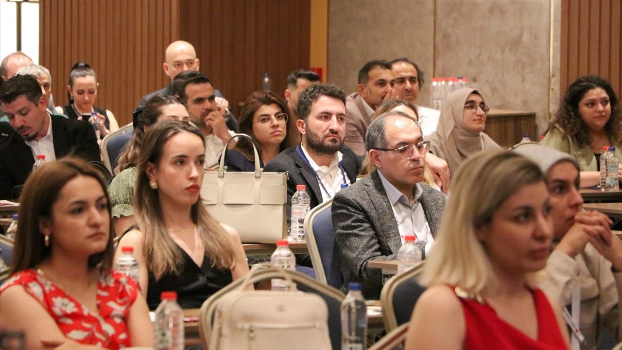 Diyarbakır'da Kadın Hastalıkları ve Doğum Kongresi Devam Ediyor