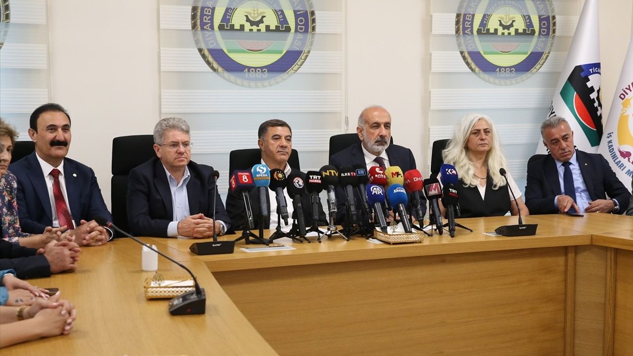Diyarbakır'dan "Terörsüz Türkiye" İçin Birlik Çağrısı