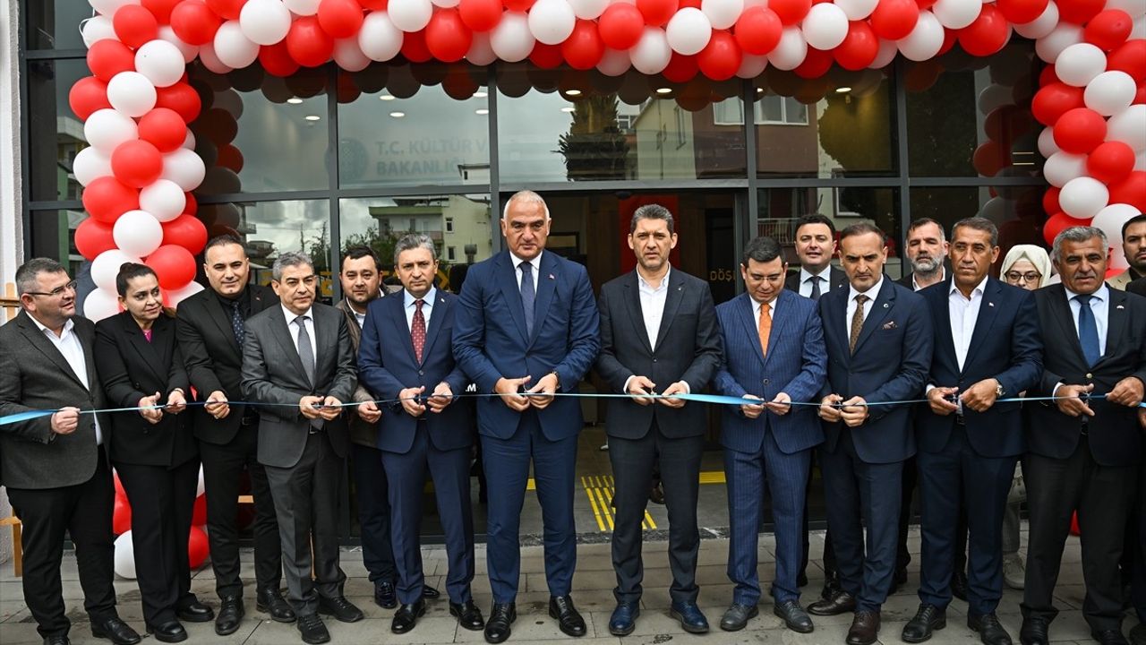 Döşemealtı İlçe Halk Kütüphanesi Açıldı
