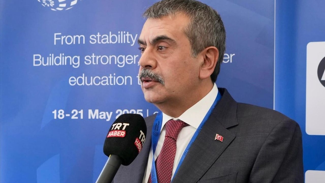 Dünya Eğitim Forumunda Barış Eğitimi Vurgusu