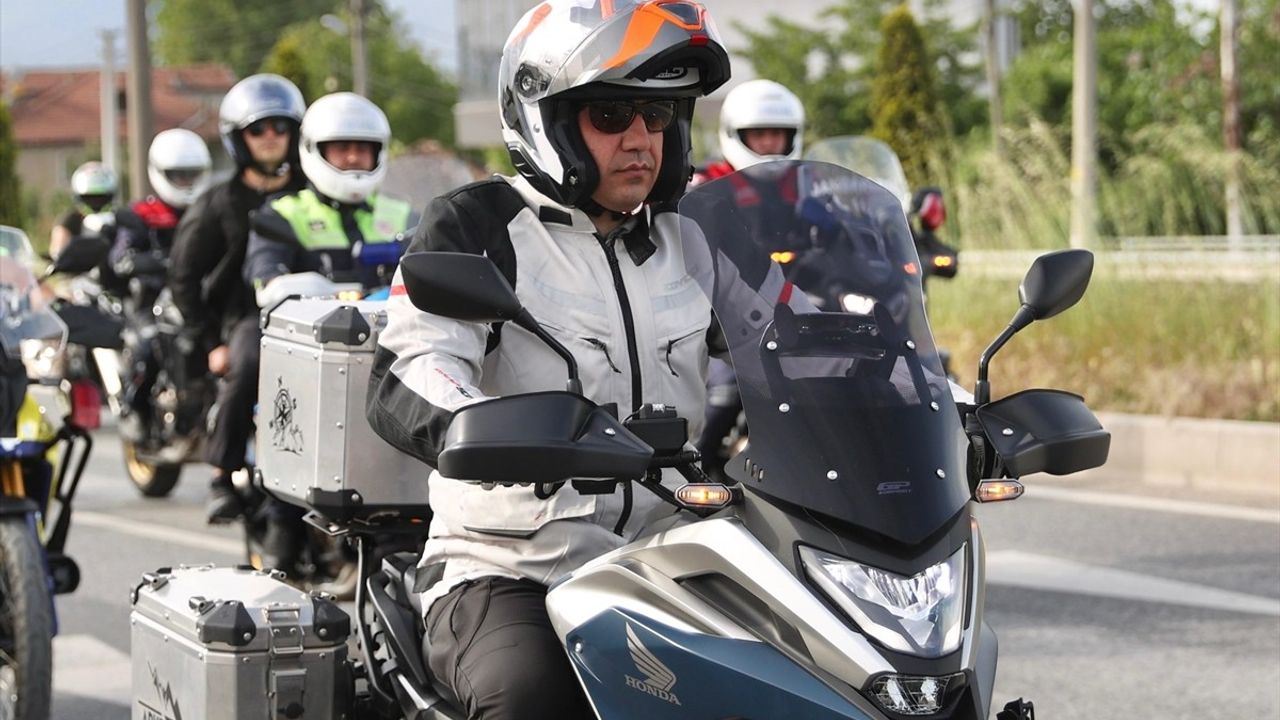 Düzce Valisi Selçuk Aslan'dan Sürüş Güvenliği Vurgusu