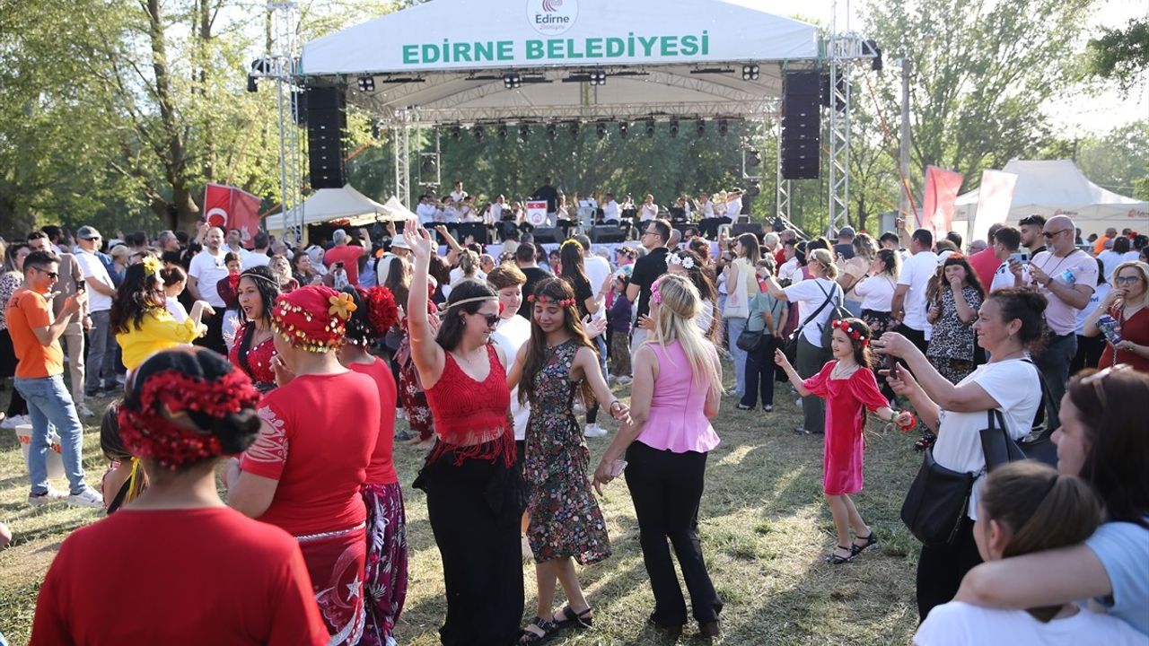 Edirne'de Bahar Coşkusu: Kakava ve Hıdırellez Şenlikleri Devam Ediyor