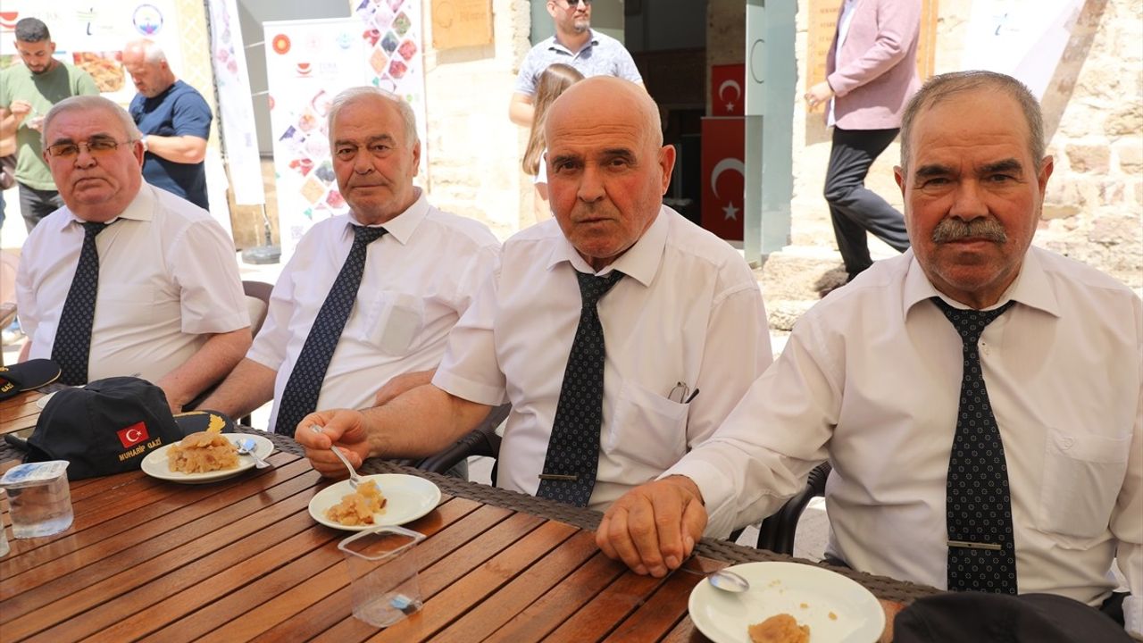 Edirne'de Gazilere Özel Helva İkramı
