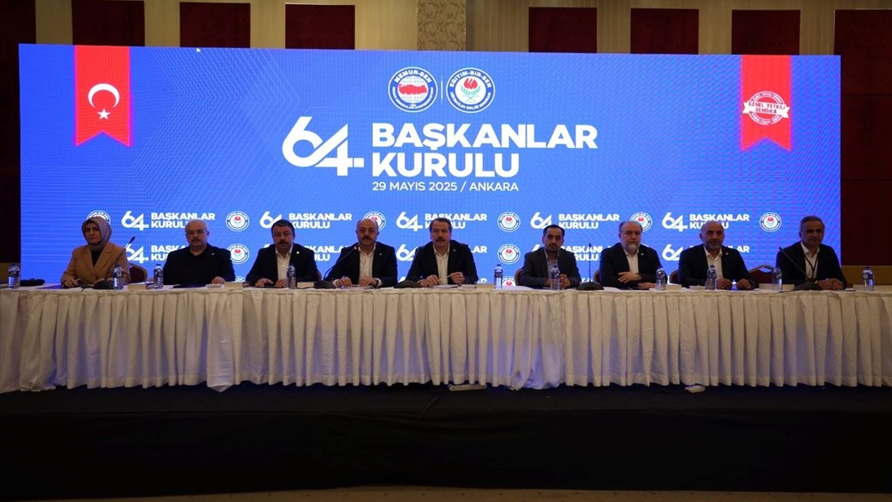 Eğitim-Bir-Sen 8. Dönem Toplu Sözleşme Görüşmelerini Değerlendirdi