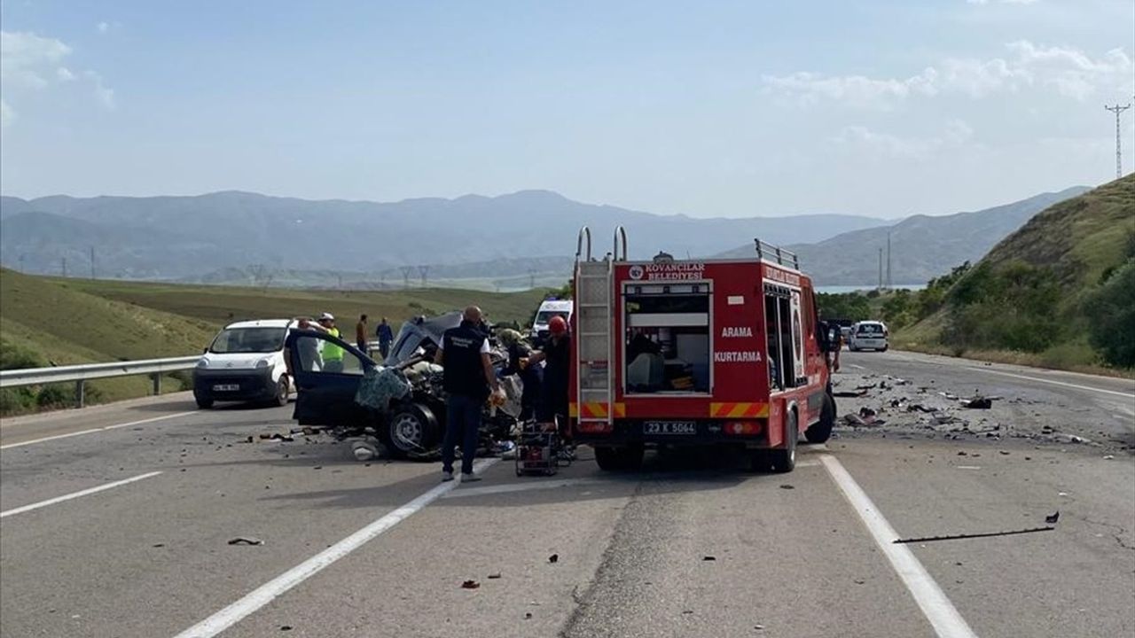 Elazığ'da Feci Kaza: 1 Ölü, 2 Yaralı
