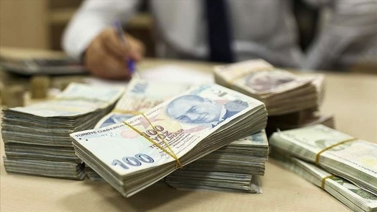 Emekli bayram ikramiyesinde asgari ücret ayarı! Komisyon toplanacak