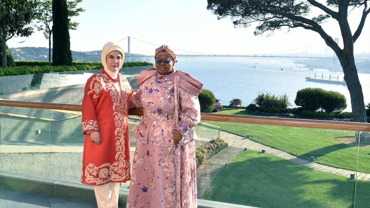 Emine Erdoğan ve Esvatini Ana Kraliçesi Ntfombi Tfwala'nın Buluşması