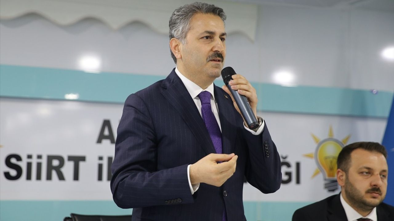 Eroğlu'dan Siirt'te Terörsüz Türkiye Vurgusu