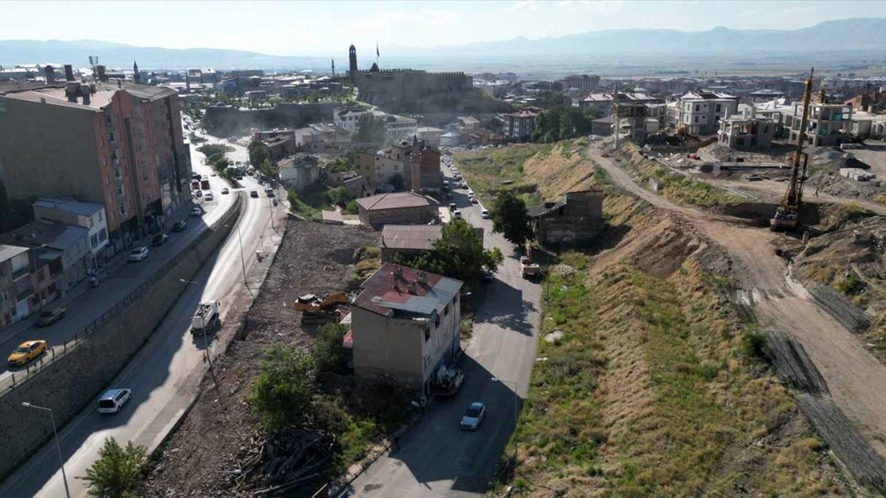 Erzurum'da Kentsel Dönüşüm Projesi: Hacı Cuma Mahallesi Modernleşiyor